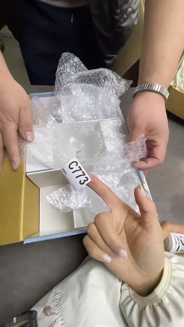 瓷片?****?C773默认微瑕，谨慎参拍