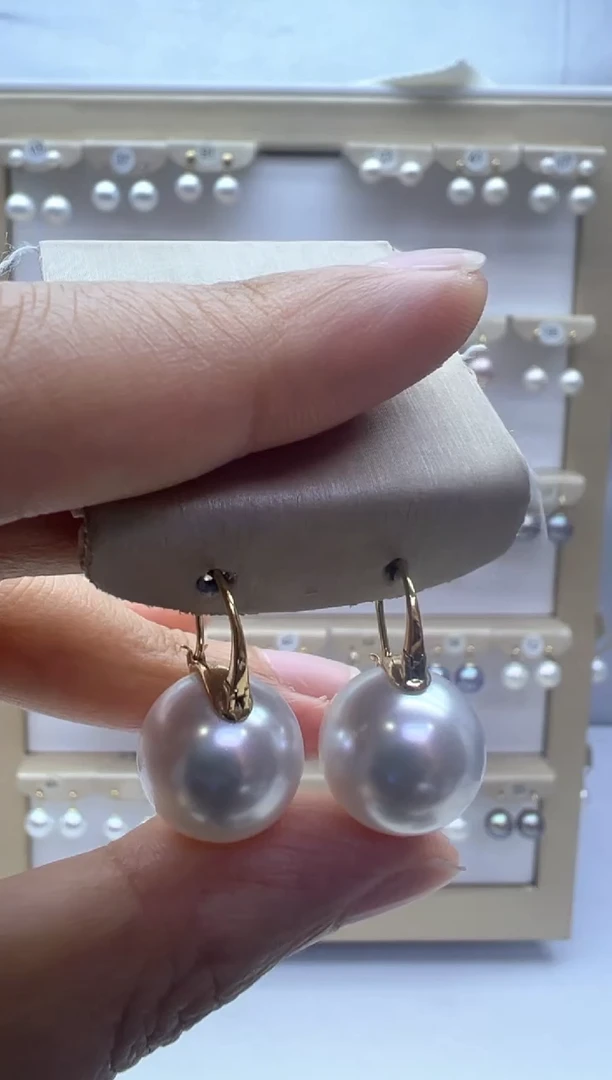 18K金镶嵌淡水珍珠耳饰75