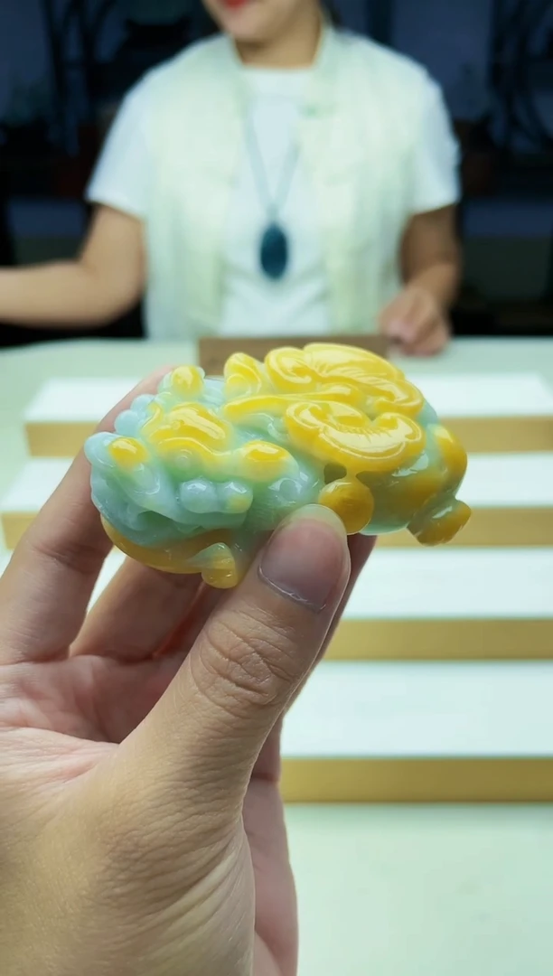 未镶嵌定制翡翠毛货09240173