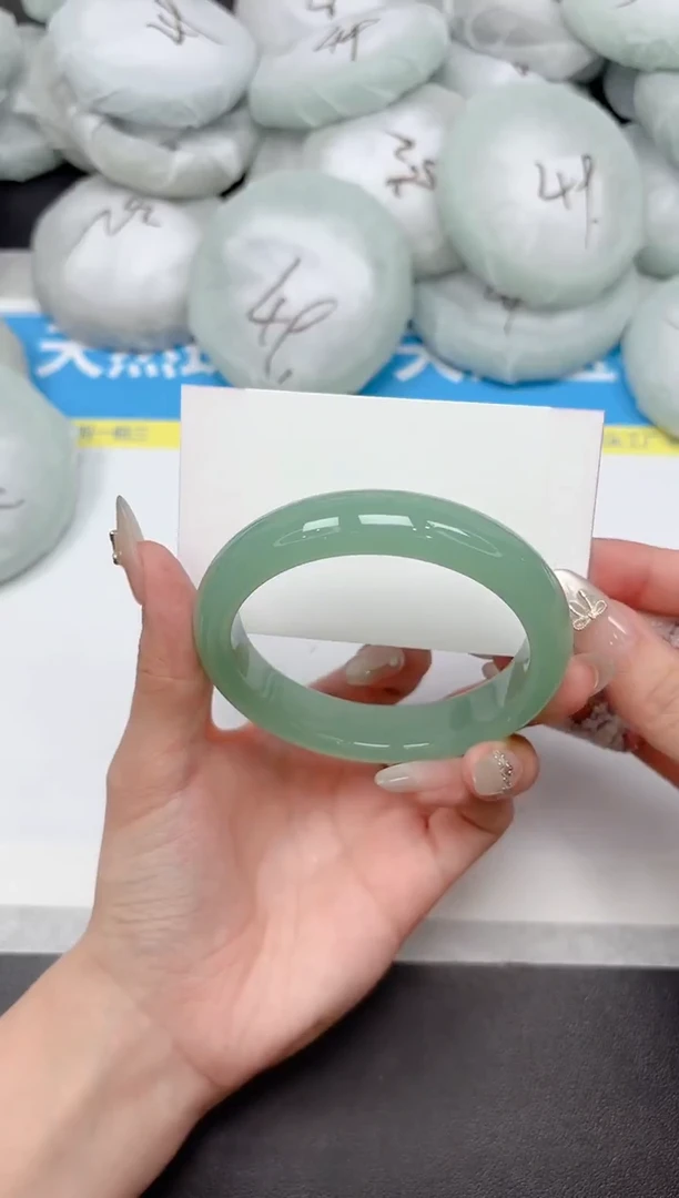 未镶嵌手镯石英质玉290-60.1