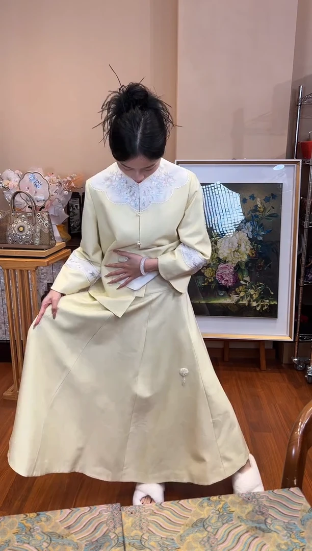 刺绣XL120-130 香槟色半裙子 苏绣裙子