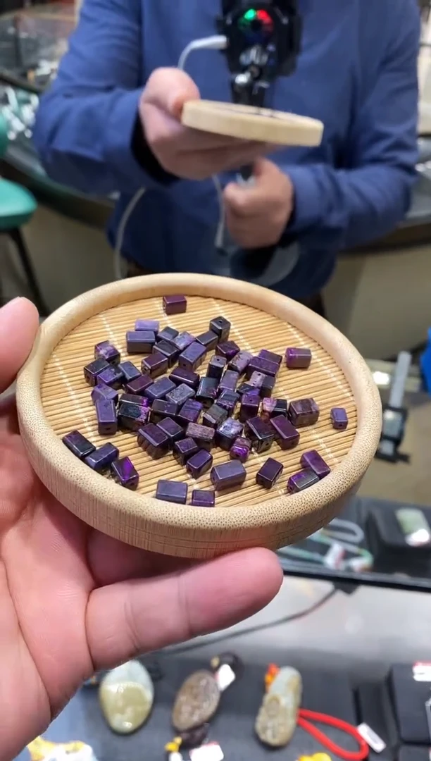 未镶嵌苏纪石（舒俱来）颈饰假一罚十 七天无理由多样性发一