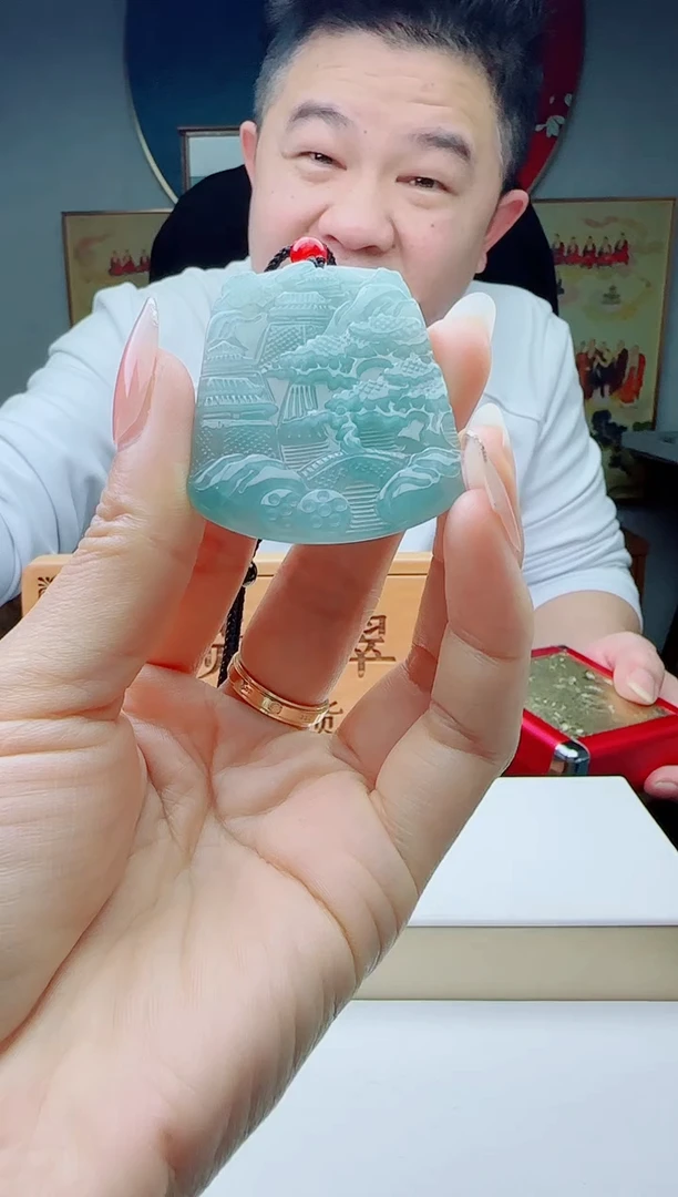 颈饰未镶嵌翡翠多样性发其一