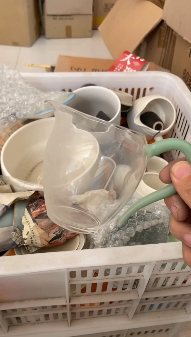 无运费险有瑕疵的摄影的产品有使用过的痕迹有点脏介意勿拍