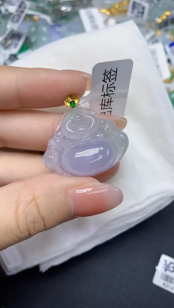 颈饰18K金镶嵌翡翠天然缅甸翡翠A货多样性发一件