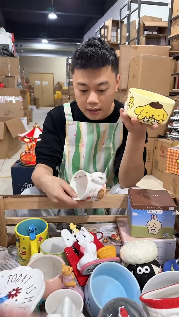 瓷片布丁狗碗