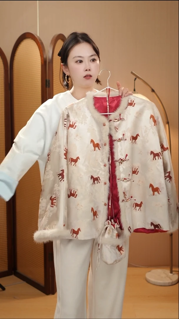 双面穿红马棉服 送包包