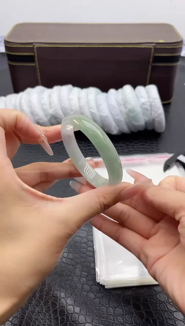 49手镯所见即所得拍啥发啥