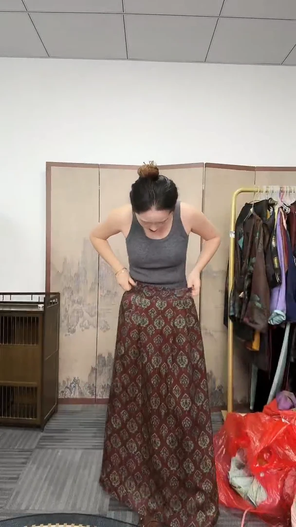 闪购100桑蚕丝发财树伞裙