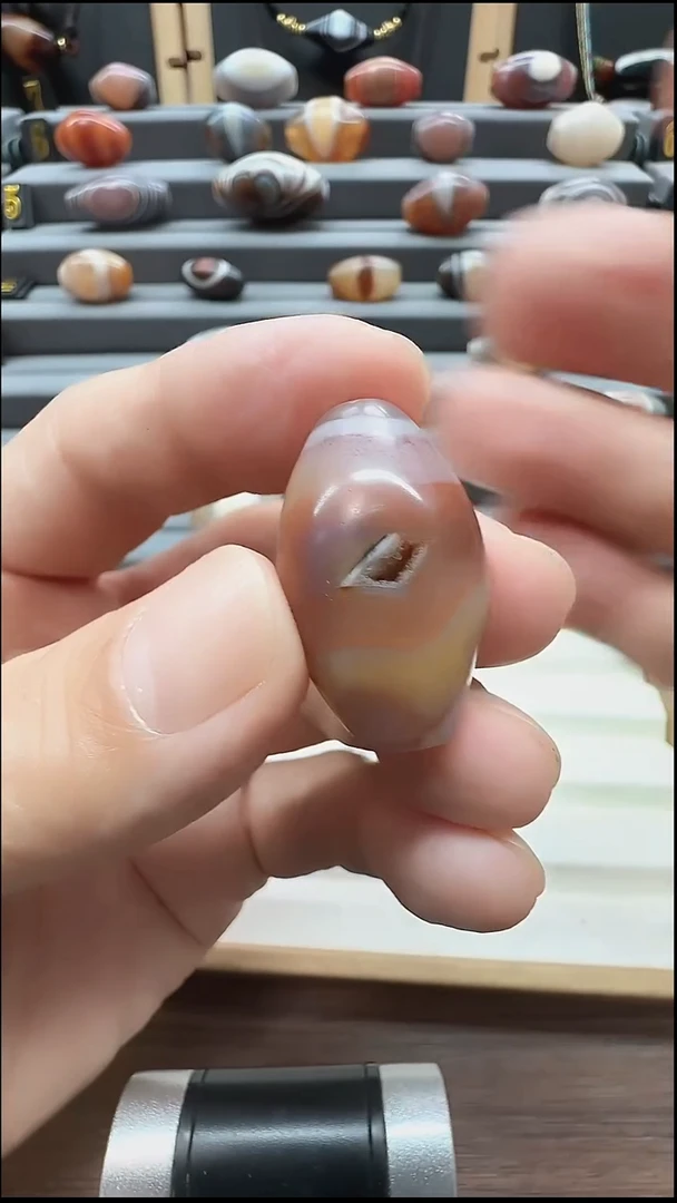 未镶嵌颈饰玛瑙/玉髓玛瑙33*20