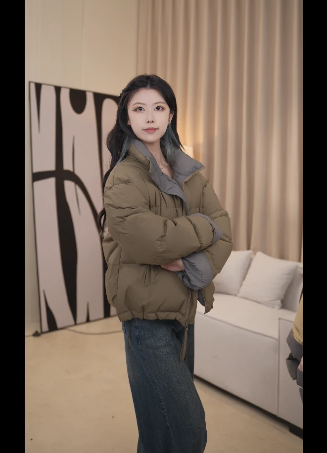【厂家直销】2025年韩版小个子时尚立领秋冬羽绒服外套