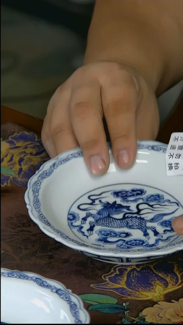 杯手工手绘杯杯很美丽