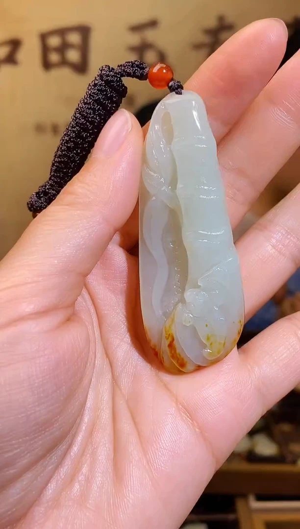 和田玉未镶嵌颈饰1
