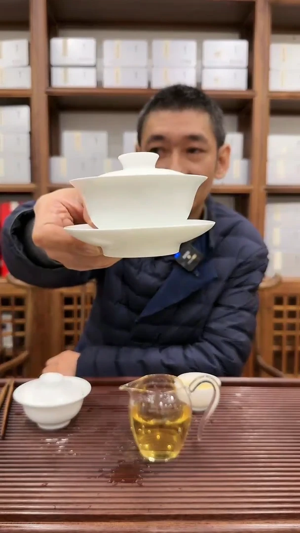 【闪购商品】元宝老苏同款盖碗（景德镇全手工）