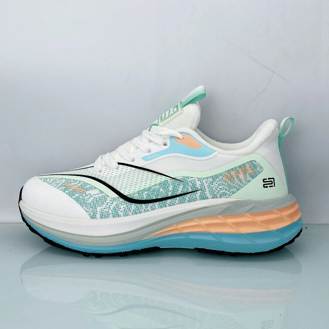 【一森家】新款加绒加厚百搭时尚舒适轻便跑步休闲运动鞋8853