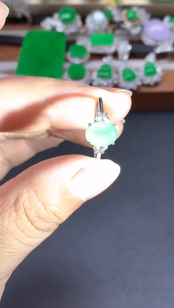 18K金镶嵌戒指翡翠118-中国好珍宝