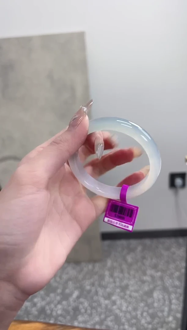 【闪购商品】玛瑙/玉髓手镯未镶嵌54-55圈需要包容