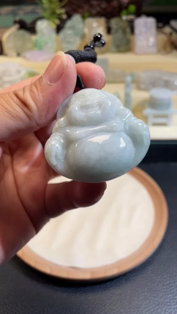 翡翠未镶嵌颈饰7/31/034