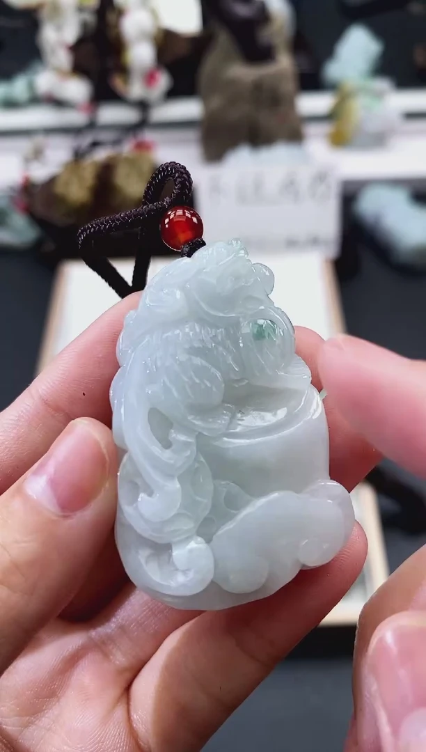 翡翠未镶嵌颈饰天然缅甸A货翡翠