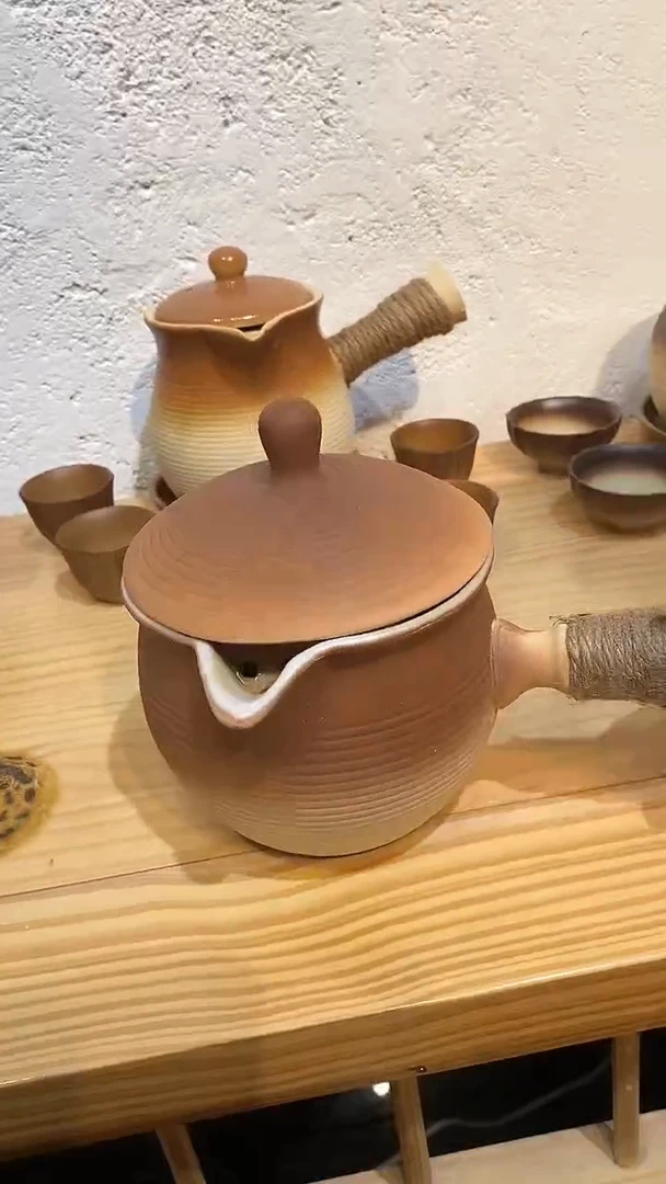 【闪购商品】1000ml褐色灵韵罐罐壶罐罐壶