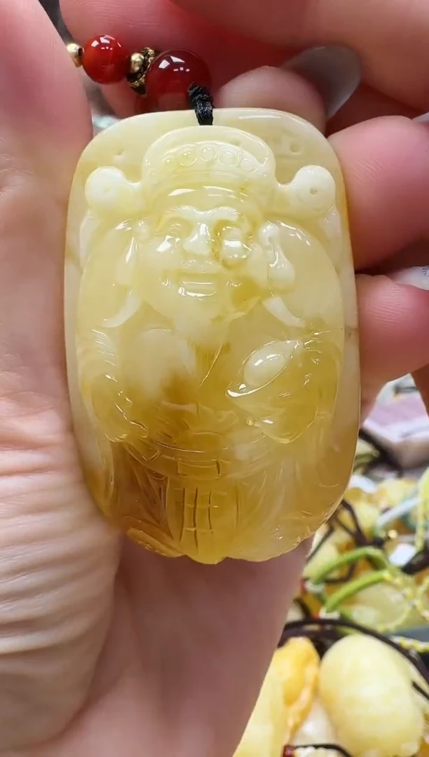 裸石琥珀未镶嵌如图