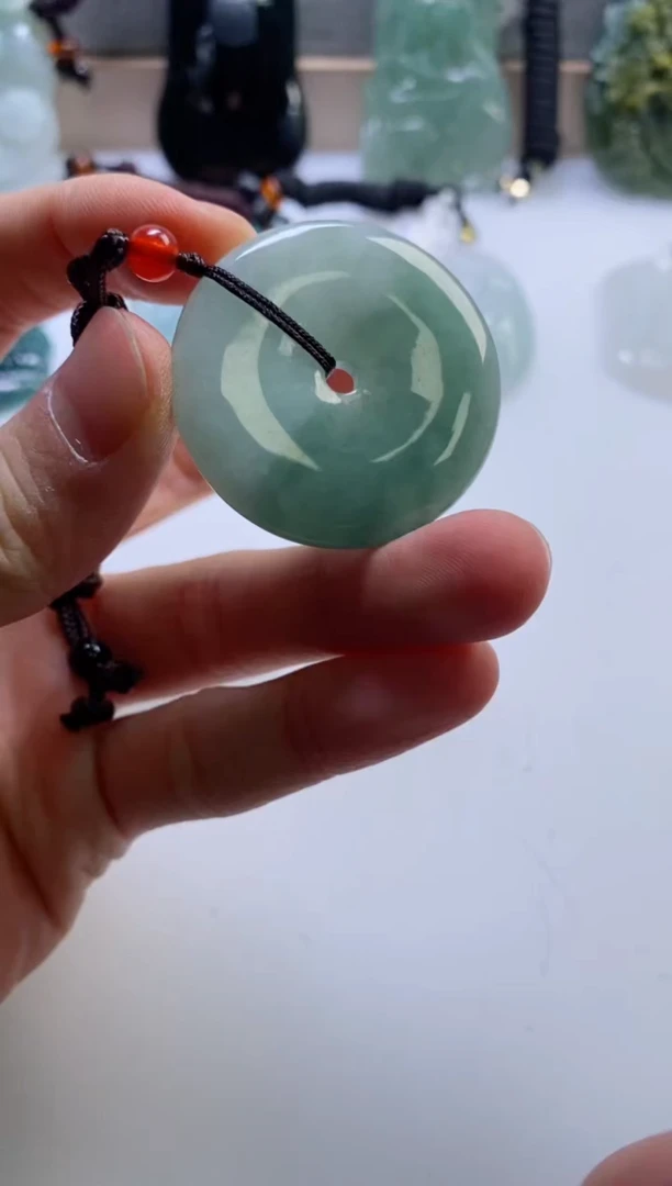 【闪购商品】翡翠挂件未镶嵌