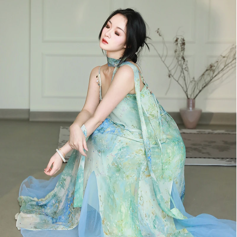 李不婉大海传说 气质晕染贝壳度假宽松吊带连衣裙海边长裙女夏