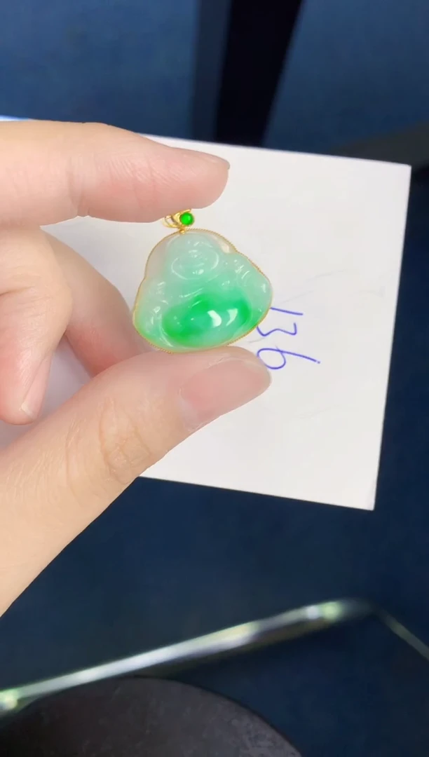 翡翠18K金镶嵌颈饰天然翡翠缅甸A货