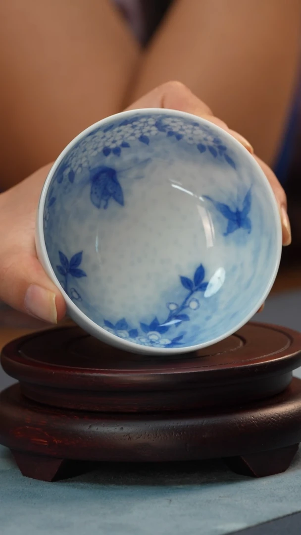 杯子非遗-王老师-青花内绘蝶恋花杯