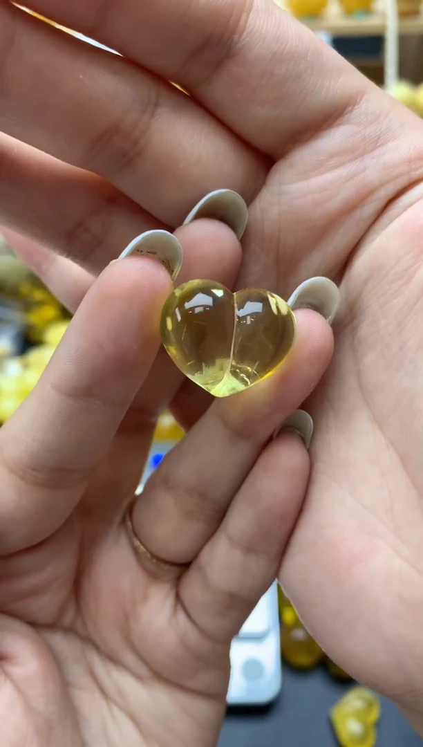 琥珀未镶嵌珠宝奇石102琥珀蜜蜡微瑕