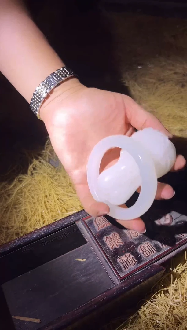 和田玉未镶嵌把件和田玉白菜手把件加手镯一只  一起给