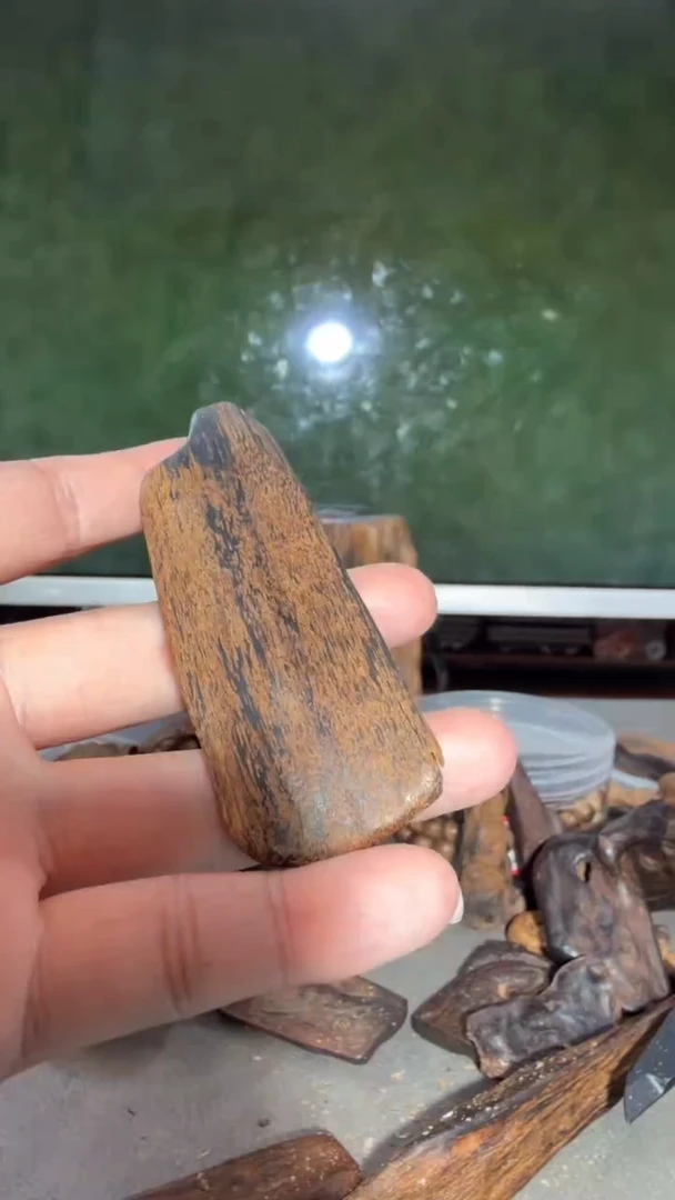 沉香手把件多样性发一