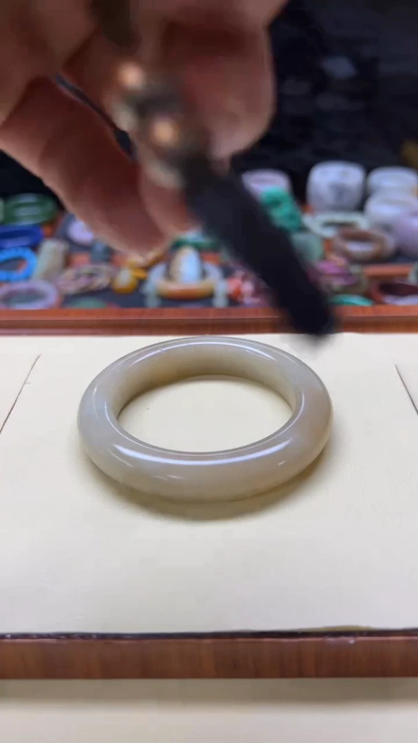 未镶嵌手镯石英质玉陷**妹026