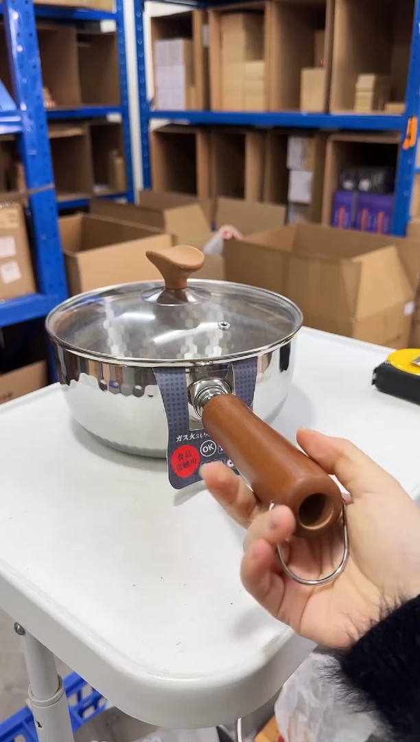 【闪购商品】瓷片20cm不锈钢雪平锅