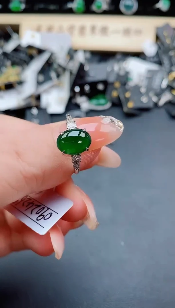 银S925镶嵌戒指翡翠1