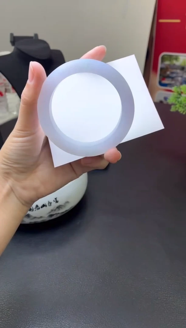 未镶嵌手镯定制翡翠手镯