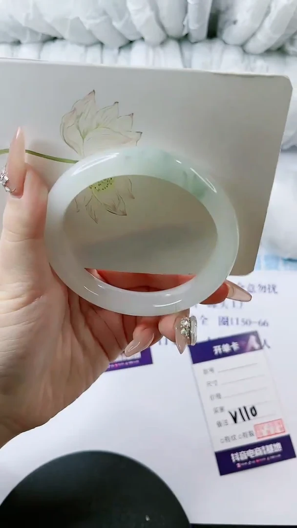 【闪购商品】石英质玉手镯未镶嵌多样性发货V110-62