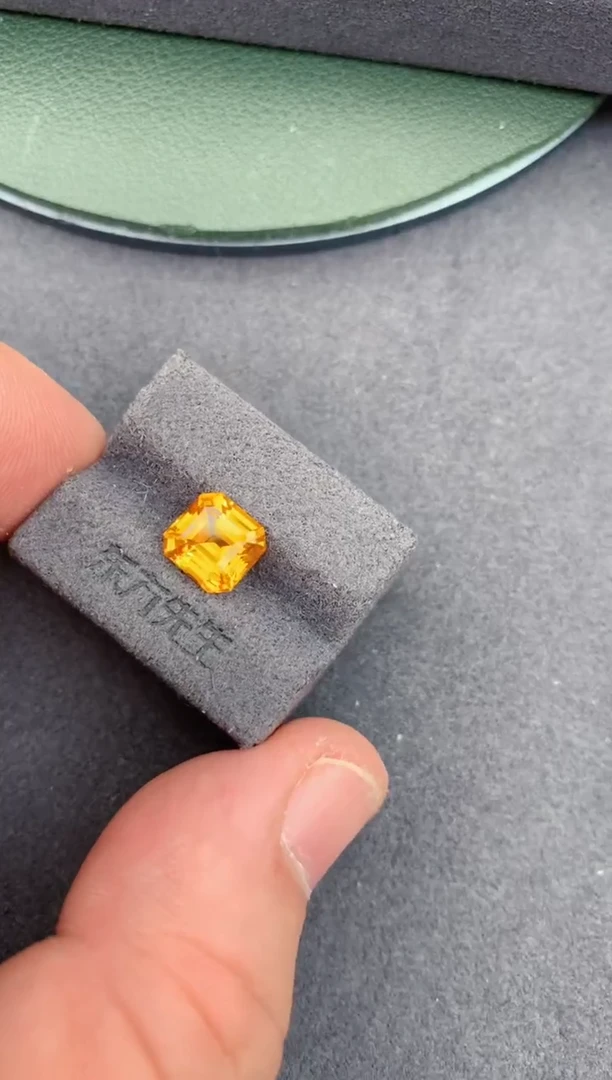 裸石彩色蓝宝石3ct 黄色蓝宝石 定制