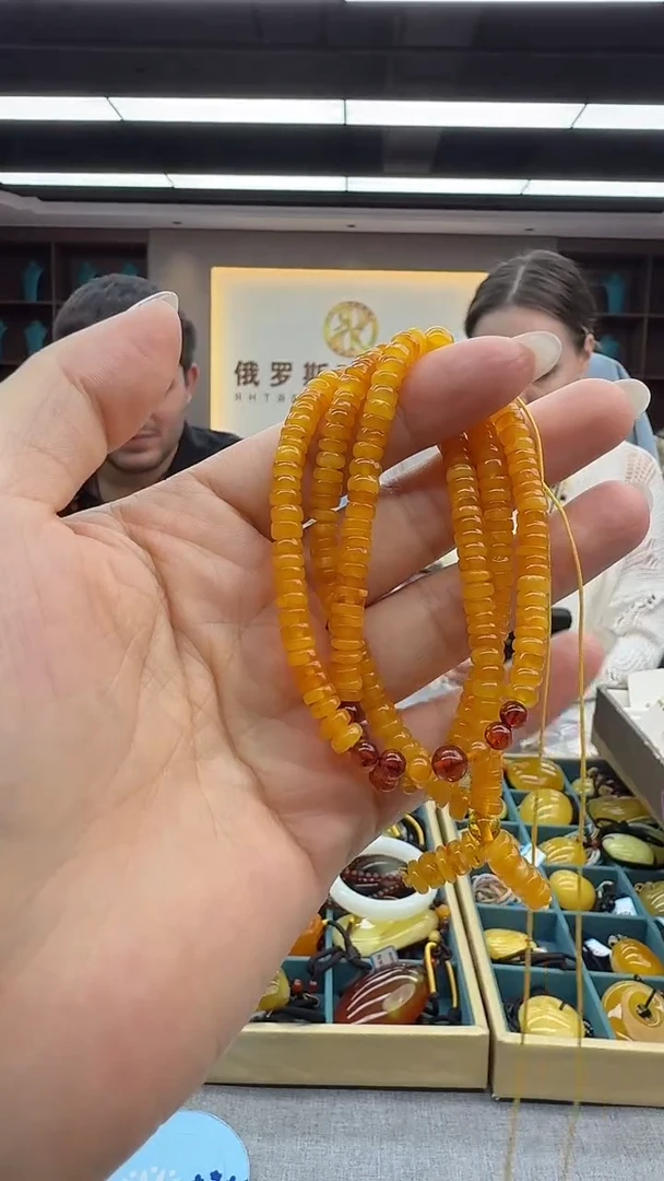 琥珀颈饰未镶嵌54秒拍号 假一罚三