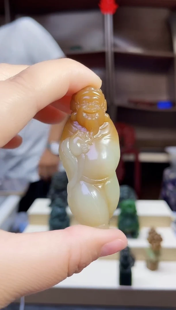 和田玉未镶嵌颈饰1