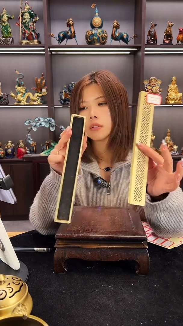 黄铜线香盒一个---17号