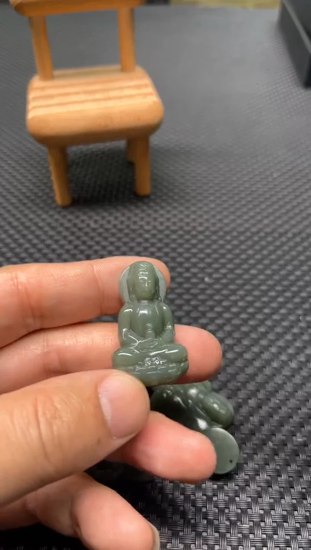 【闪购商品】和田玉挂件未镶嵌多样性发1件