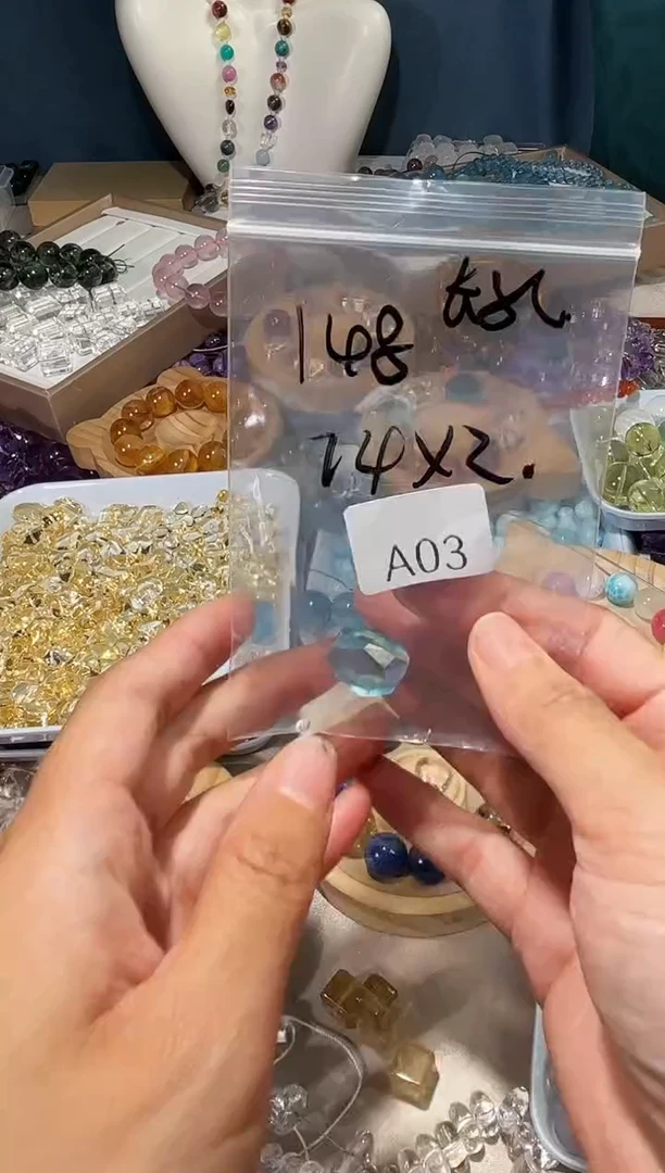 未镶嵌手串水晶?**3A03海蓝宝随型单颗拍2