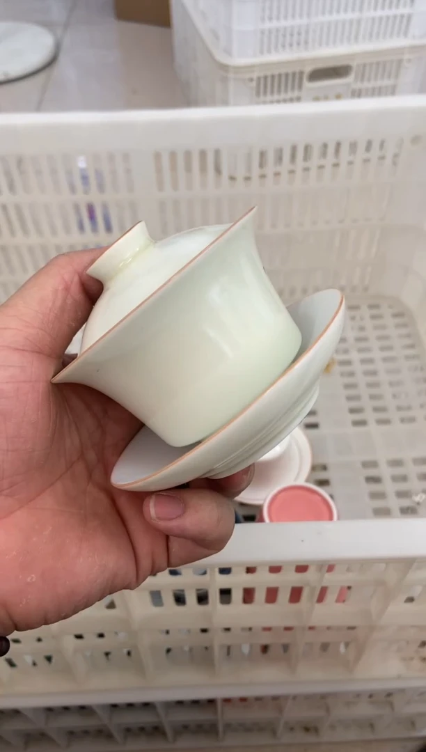 杯无运费险有瑕疵的摄影的产品有使用过的痕迹有点脏介意勿拍