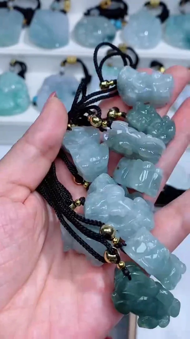 翡翠未镶嵌颈饰吊坠团购多样性发一件