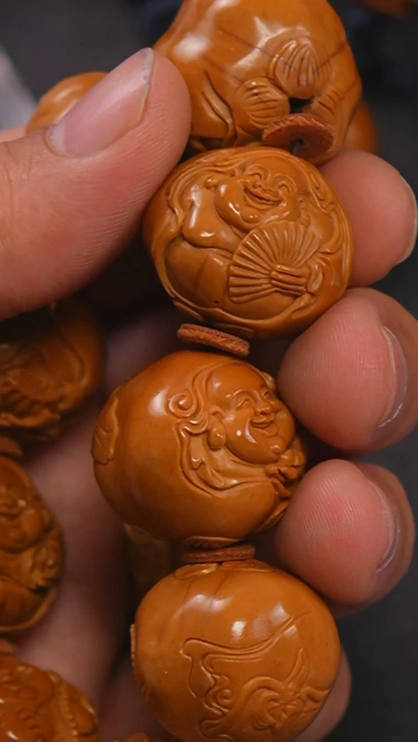 吊坠橄榄核弥勒2.6