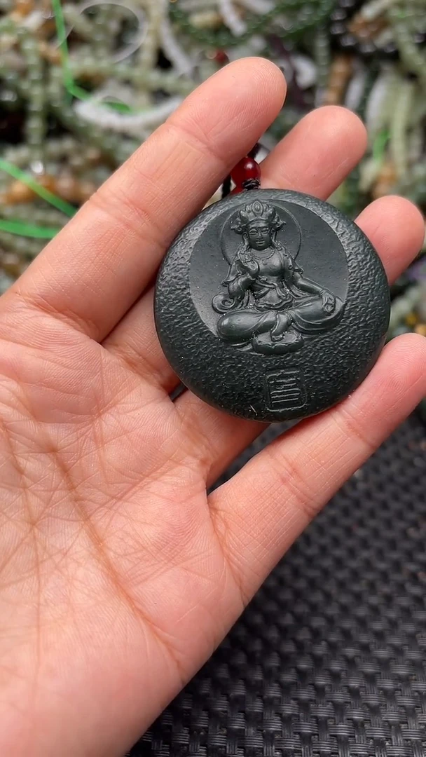 颈饰未镶嵌和田玉1