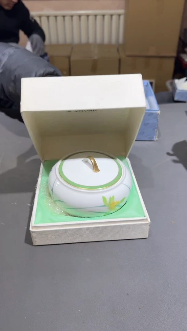 【闪购商品】杯小四孤品收藏中古品