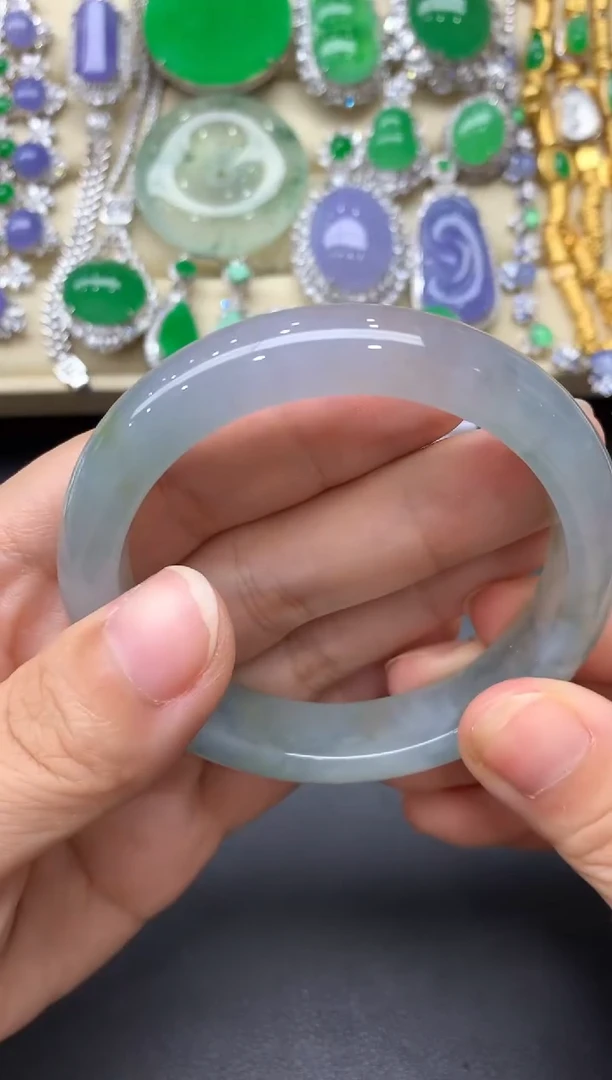 翡翠手镯未镶嵌671-中国好珍宝