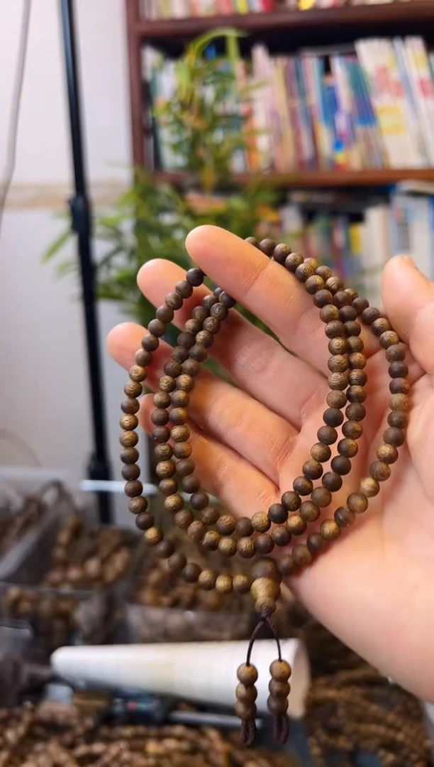 【闪购商品】沉香手串棋楠圆珠多圈